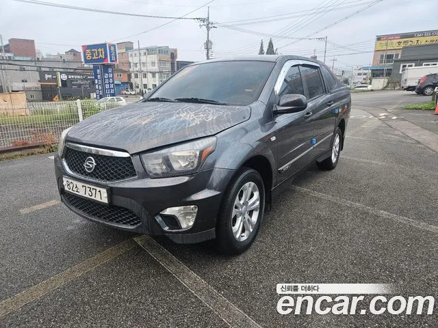 2016 KG Mobility Korando, foto 2