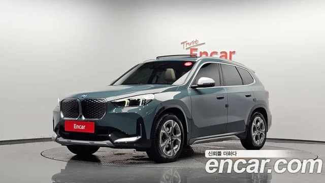2024 BMW iX1
