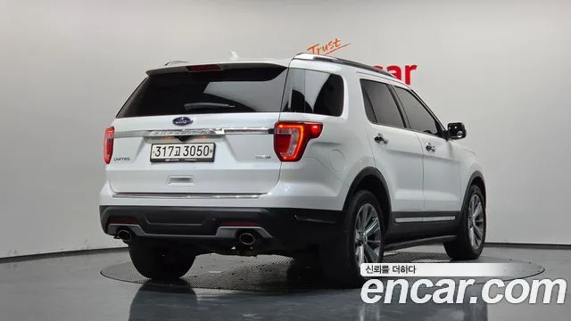 2018 Ford Explorer, foto 2