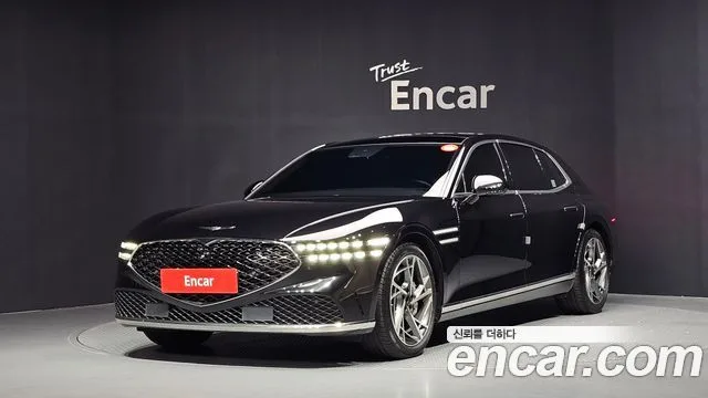 2022 Genesis G90