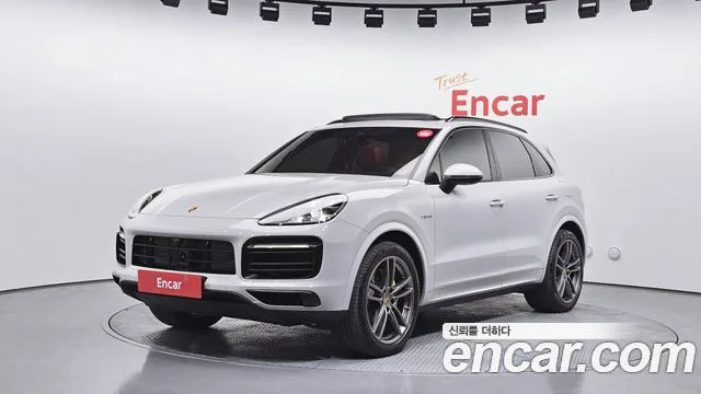 2023 Porsche Cayenne