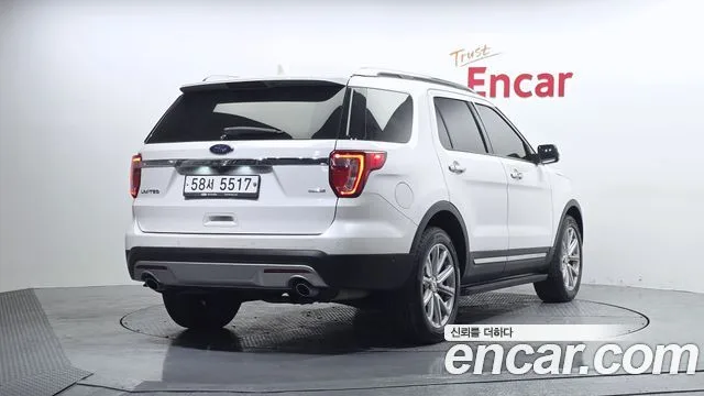 2017 Ford Explorer, foto 2