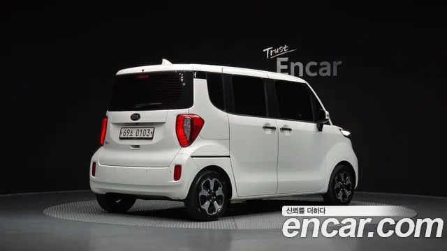 2016 Kia Ray, foto 2