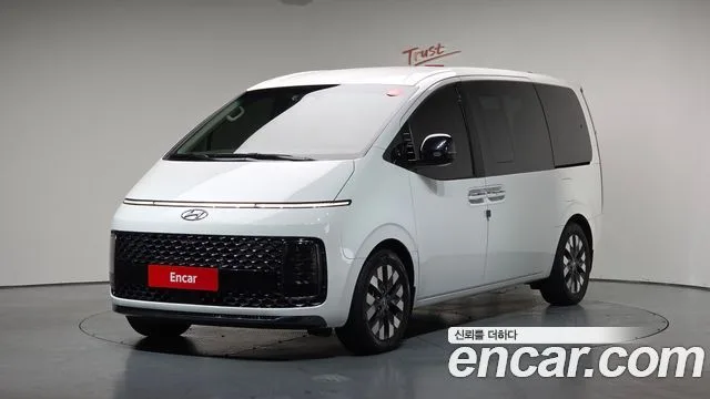 2022 Hyundai Staria