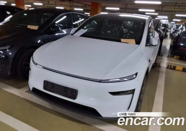 2026 Tesla Model Y, foto 2
