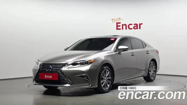 2017 Lexus ES