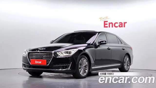 2017 Genesis EQ900