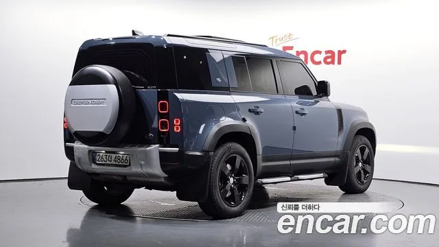 2022 Land Rover Defender