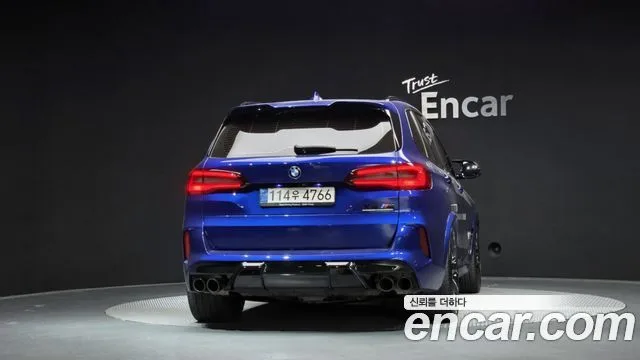 2022 BMW X5M, foto 4