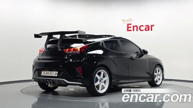 2020 Hyundai Veloster