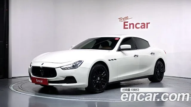 2016 Maserati Ghibli