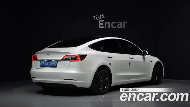 2021 Tesla Model 3, foto 2