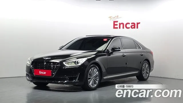 2018 Genesis EQ900