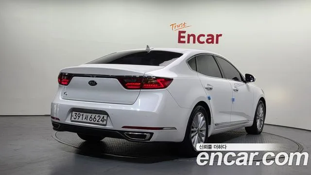 2017 Kia K7, foto 2