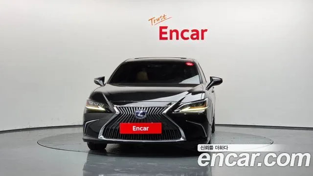 2021 Lexus ES, foto 3