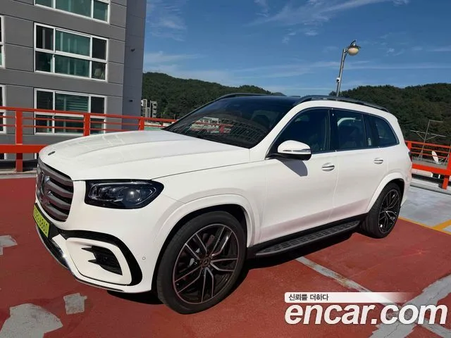 2025 Mercedes-Benz GLS-Class