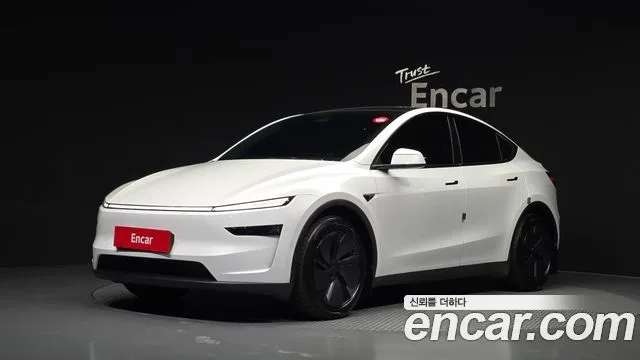 2025 Tesla Model Y