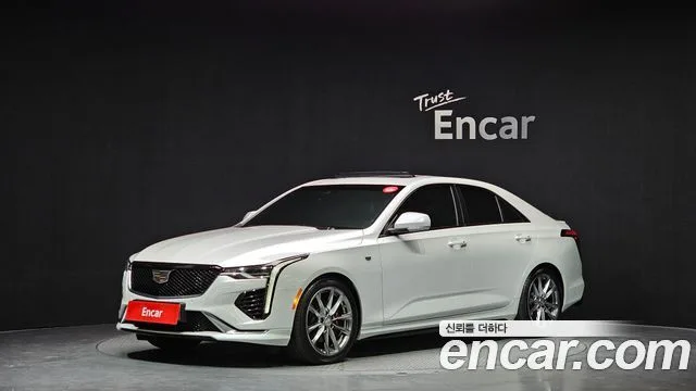 2020 Cadillac CT4
