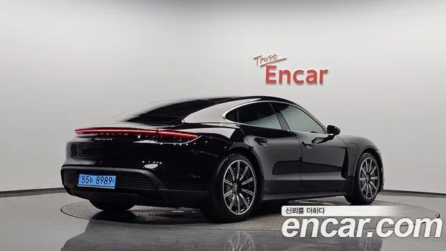 2021 Porsche Taycan