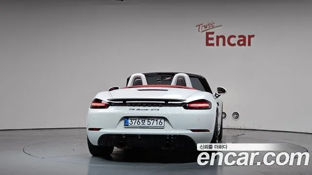 2023 Porsche 718, foto 3