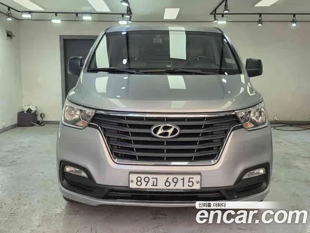 2019 Hyundai Starex