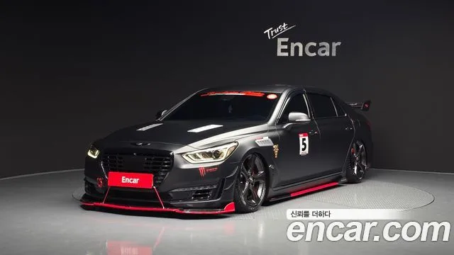 2017 Genesis EQ900
