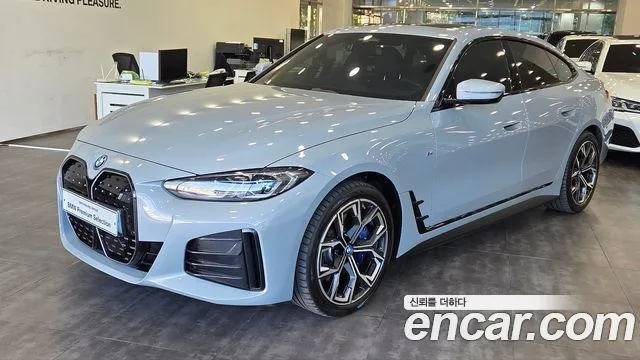 2023 BMW i4