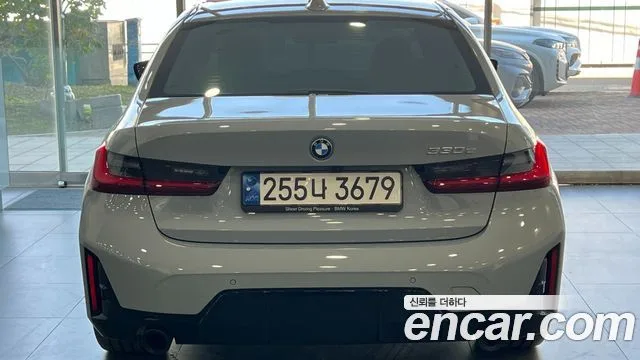 2023 BMW 3-Series, foto 4