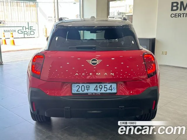2025 Mini Aceman, foto 3