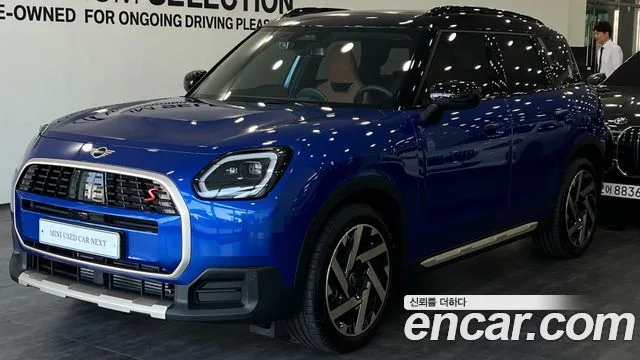 2025 Mini Countryman