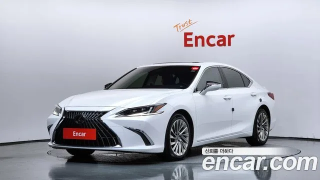 2023 Lexus ES