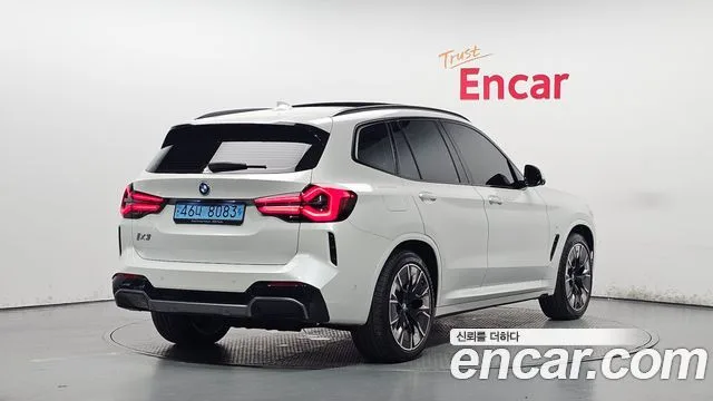 2023 BMW iX3