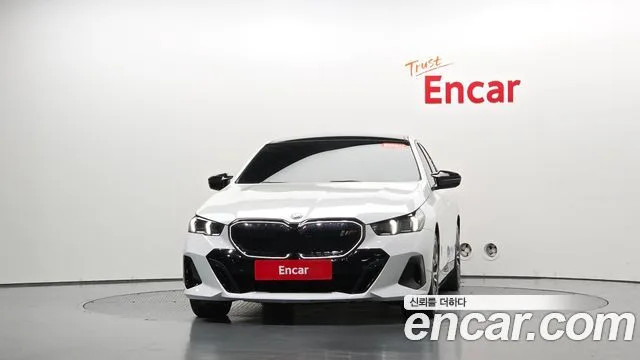 2024 BMW i5, foto 2