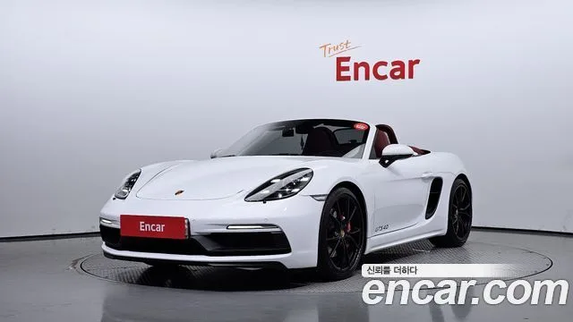 2023 Porsche 718