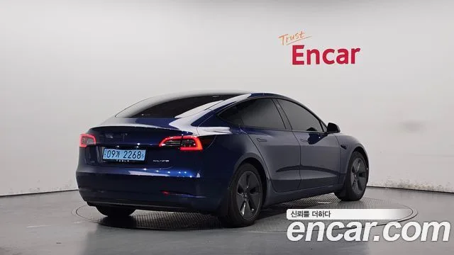 2021 Tesla Model 3, foto 2