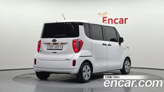 2017 Kia Ray, foto 2