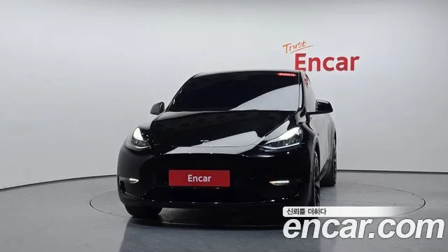 2022 Tesla Model Y, foto 2