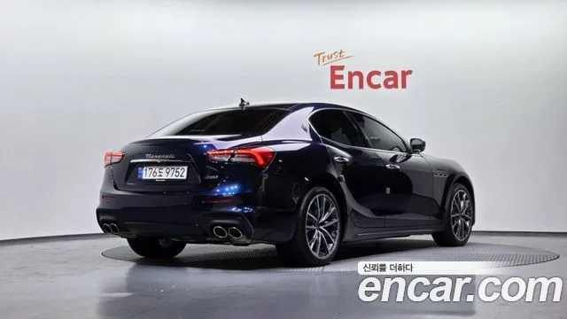 2022 Maserati Ghibli