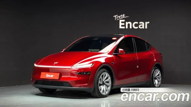 2025 Tesla Model Y
