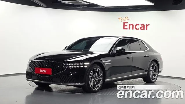 2022 Genesis G90