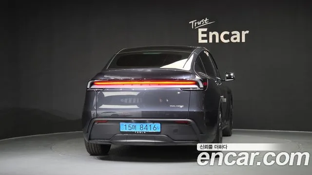 2026 Tesla Model Y, foto 4