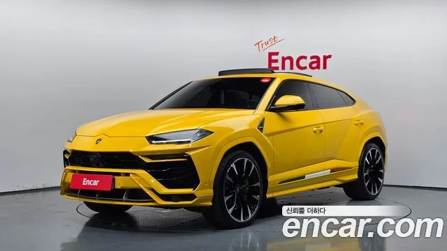 2020 Lamborghini Urus