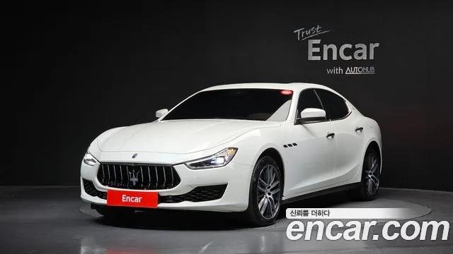 2020 Maserati Ghibli