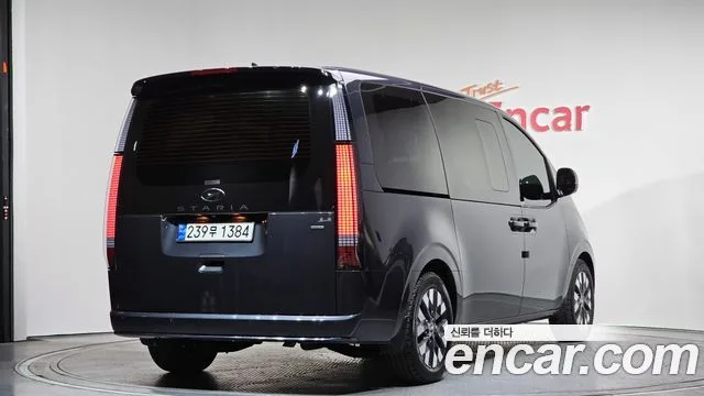 2023 Hyundai Staria, foto 2
