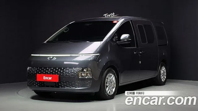 2022 Hyundai Staria