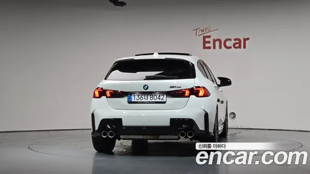 2025 BMW 1-Series, foto 3