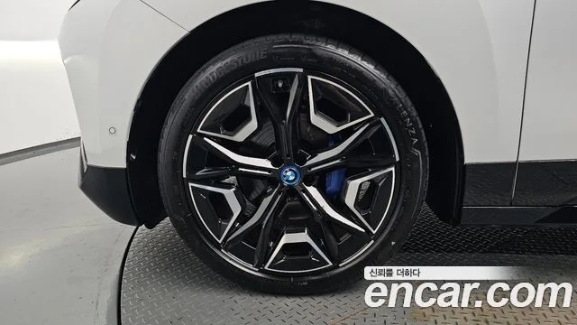2022 BMW iX, foto 4