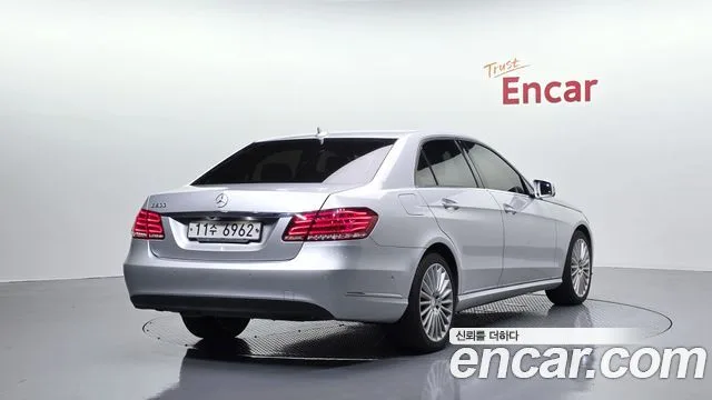 2016 Mercedes-Benz E-Class