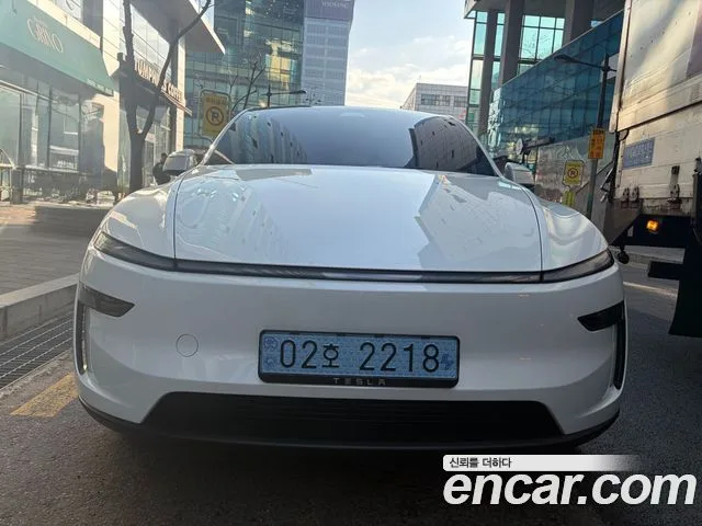 2025 Tesla Model Y