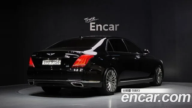 2017 Genesis EQ900, foto 2